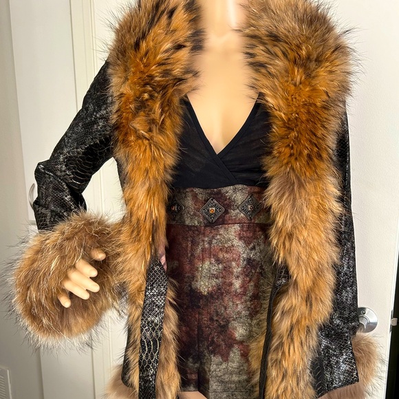 ✨NWOT✨ CACHE Absolutely Stunning Snake Leather Jacket with Fur Trim - Size 4 - Picture 5 of 12